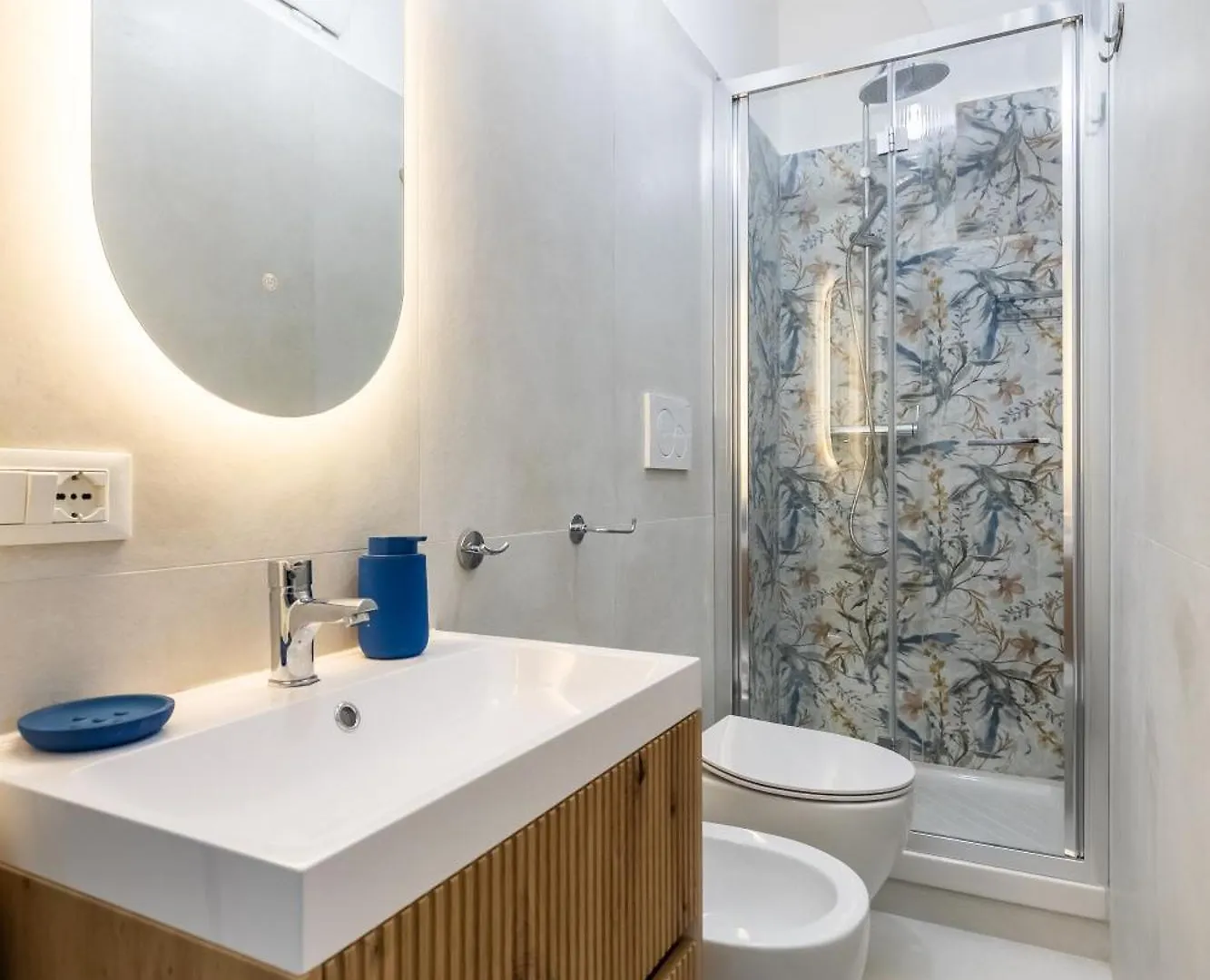 Colosseum Boutique Apartment Rome Italy