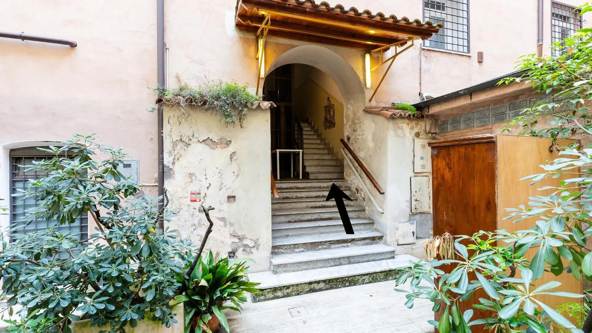 Colosseum Boutique Apartment Rome 0*,  Italy