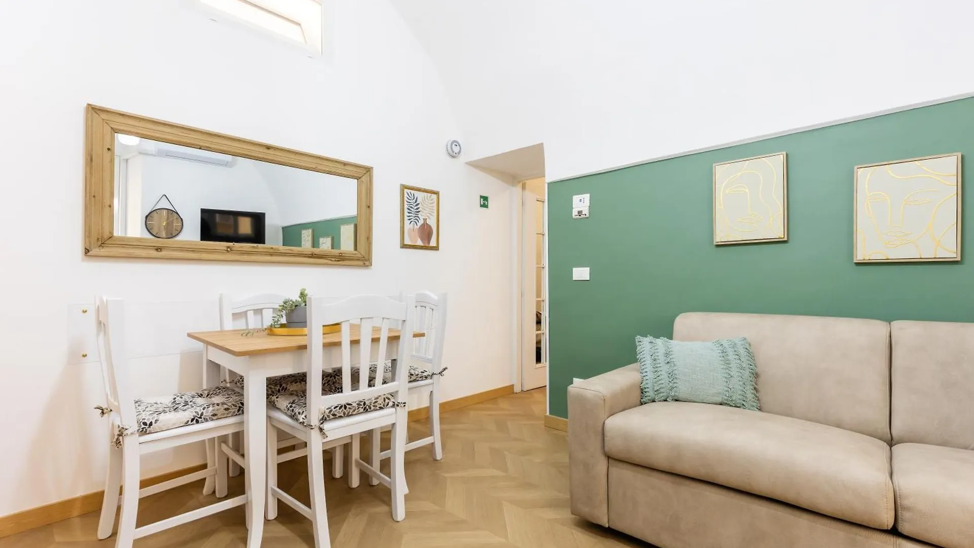 Colosseum Boutique Apartment Rome