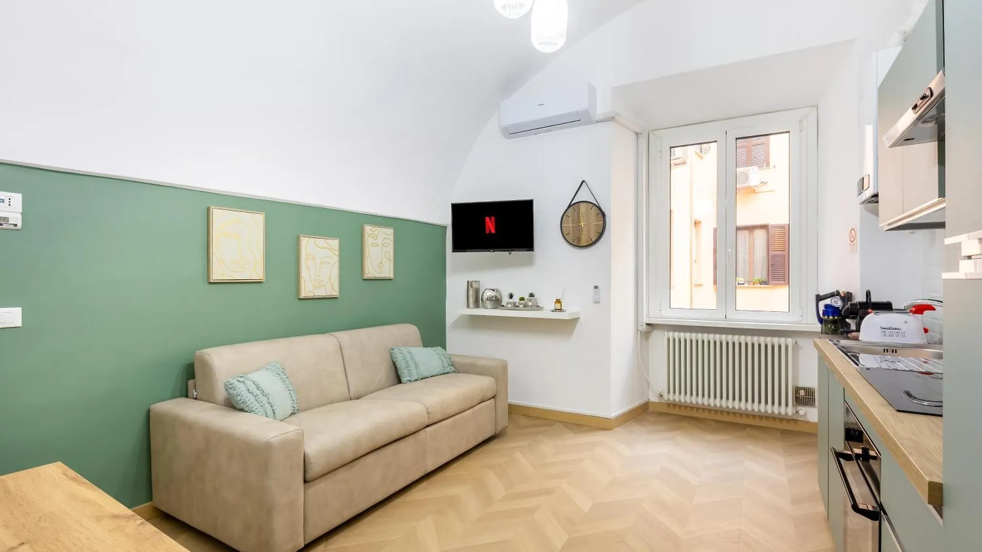 Colosseum Boutique Apartment Rome Italy